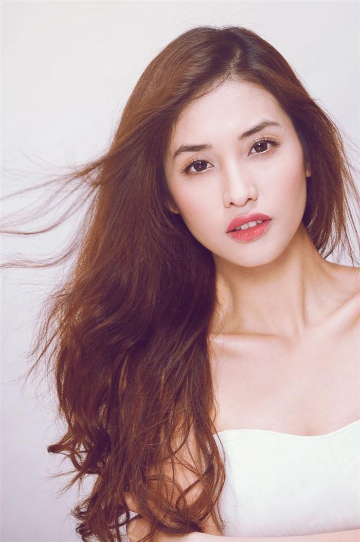 紧身裙女教师在线观看